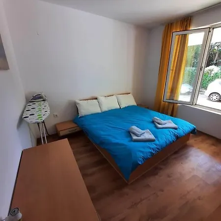 Central, 1 Bed Apt, 3* Yassen Διαμέρισμα