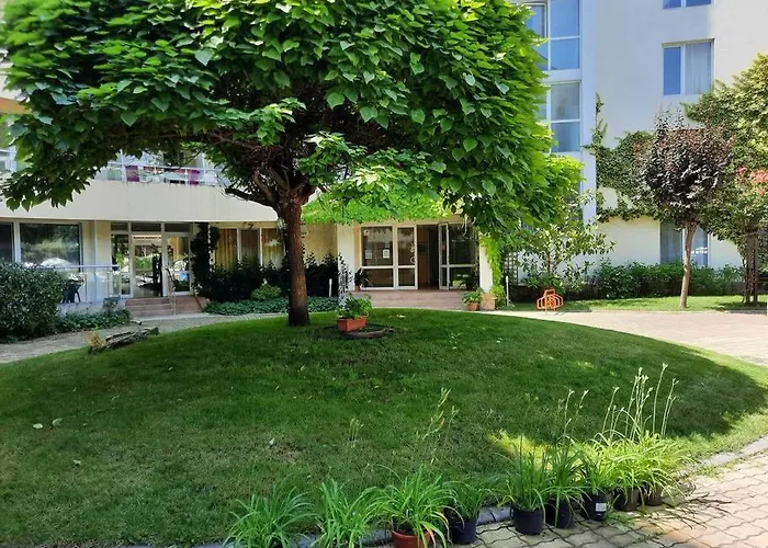 公寓 Central, 1 Bed Apt, 3* Yassen