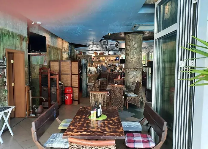 Lejlighed Central, 1 Bed Apt, 3* Yassen