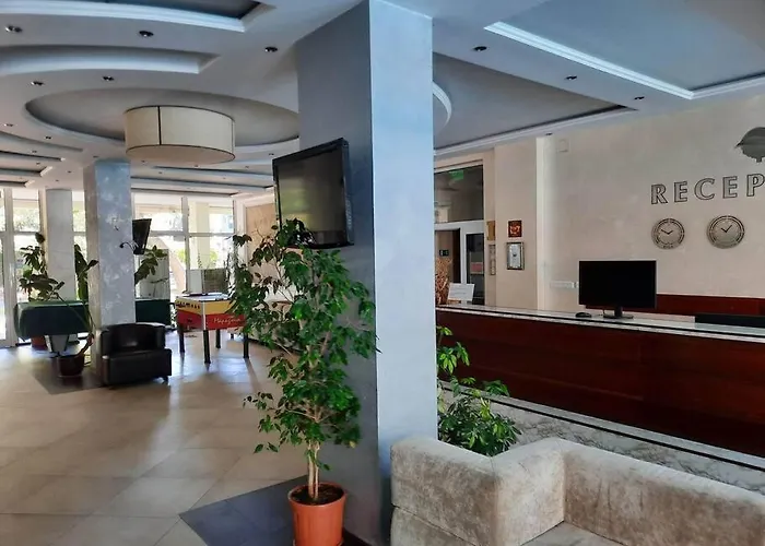 Central, 1 Bed Apt, 3* Yassen *